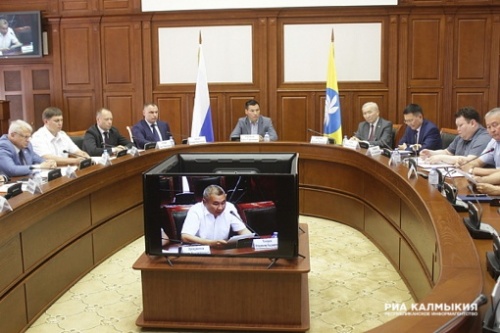 Заседание Комиссии по координации работы по противодействию коррупции в Республике Калмыкия